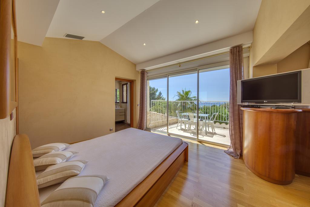 Domaine Du Mont Leuze Vila Villefranche-sur-Mer Exterior foto